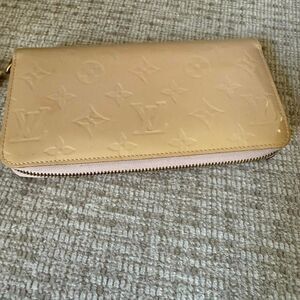 Louis-vuitton Women's Pink and Tan Wallet-purses